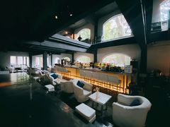 -穹六人间 people 6(岳阳路店)