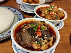 -炉小二铜锅牛蛙•川湘菜(三里屯店)
