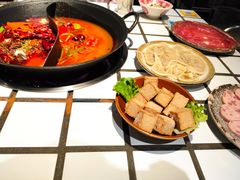 -贰回巷火锅馆(钟楼店)