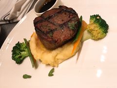 -WOLFGANG PUCK KITCHEN & BAR(迪士尼小镇店)