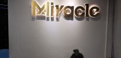 -Miracle集简美发沙龙