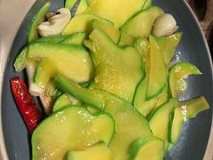 -云海肴云南菜(浦江欢乐颂店)