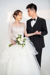 -雪中彩影婚纱摄影·微光艺术中心