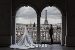 -现代经典婚纱摄影
