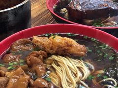 -小龙大肉面馆
