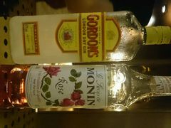 android_upload_pic-Whisper Bar 