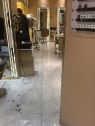 -一東造型烫发染发