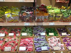 -来伊份1038(新村路三店)