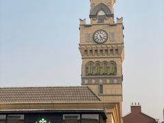 -王府井奥莱临潼小镇(临潼店)