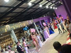 -西蒙人妖秀