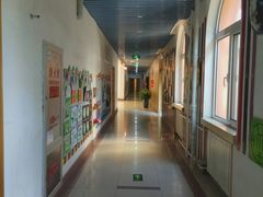 -红黄蓝幼儿园(颐东苑店)