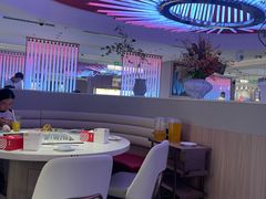 -海底捞火锅(杭州庆春路夜宵主题店)