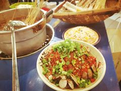 -马路边边麻辣烫联盟路店