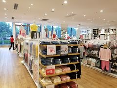 -优衣库(上海颛桥万达广场店)