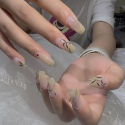-Nail Me美甲美睫