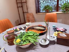 -景明轩•养生酸汤鱼火锅 云贵鲜菌 现舂野果酸汤(王寨小区店)