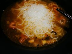 -八月美食小馆(银泰城总店)