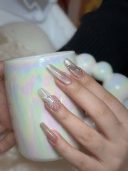 -UMl Nail 尤米美甲美睫半永久
