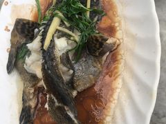 -四川小胡子海鲜(丁村万人海鲜广场店)