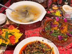 -月亮眼花园餐厅书吧酒吧