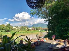 -乌托邦酒吧和餐厅