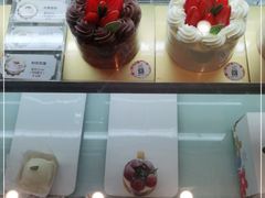 -花花卷卷·鲜食蛋糕(静安久光百货店)