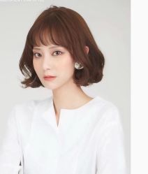 -变画·发型STUDIO