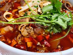 特色毛血旺-蝶园·装修中(BFC外滩金融中心店)