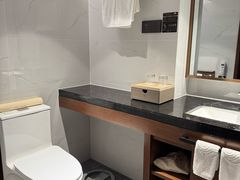 -广东大厦酒店(广州北京路步行街纪念堂地铁站店)