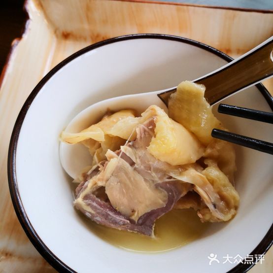 小老丁肚包鸡(德清店)