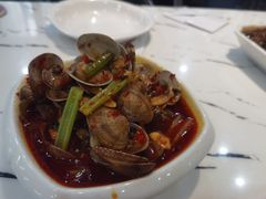 -凤凰路何眼镜香辣蟹(花果园店)