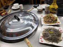 -屯老二农家铁锅炖·行业领军者(梅江店)