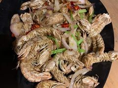 -沪小胖小龙虾(淮海中路旗舰店)