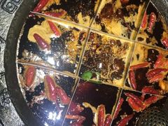 纯牛油红汤锅底-红九格老火锅(三峡广场店)