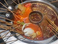 -佰人王串串香火锅(洋珠巷店)