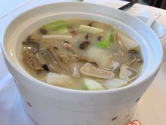 野生竹笙煮菌菇-名苑皇宫酒家(来魅力壁画村店)
