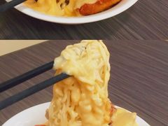 猪颈肉芝士捞公仔面-新记餐厅(香槟大厦店)