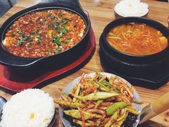 -小木屋拌饭(鞍山景子街小商品城店)