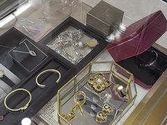 -六六奢品·vintage中古·回收二手奢侈品包包手表首饰(环球港店)