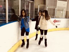 -冠军冰场CHAMPION RINK(百联又一城店)