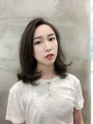 -东秀护肤造型