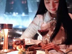 -福楼毕斯罗F Bistronome(国贸商城约会地标景观店)