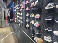-NIKE武汉品牌体验店