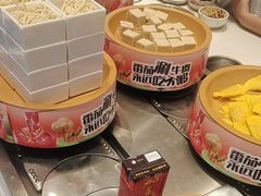 -龍歌自助小火锅(市南金茂湾店)