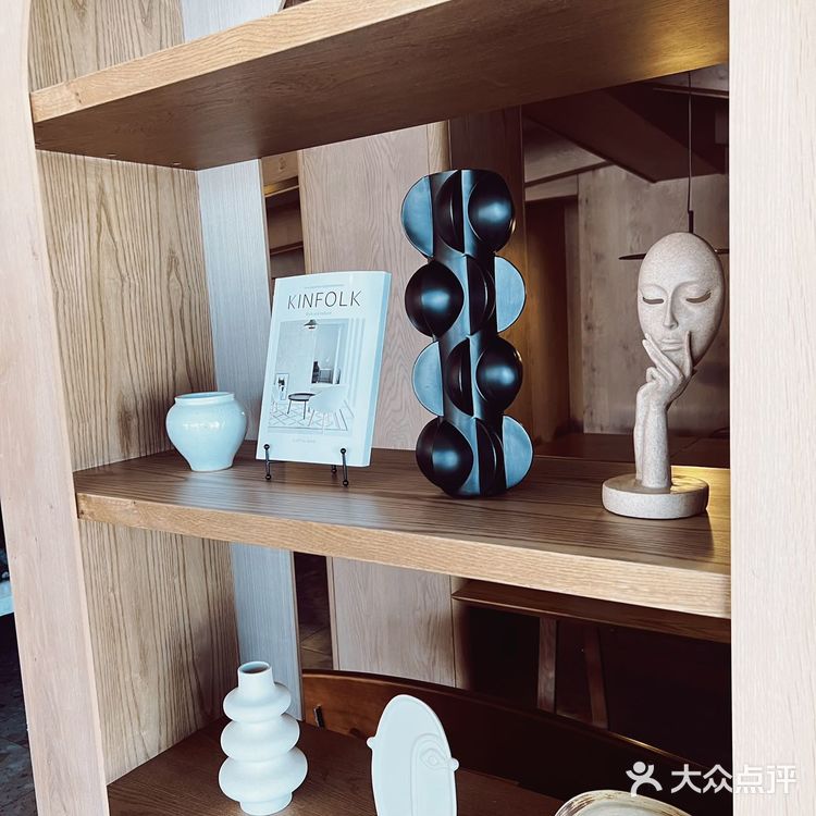 公园里的韩风餐厅-池有食事