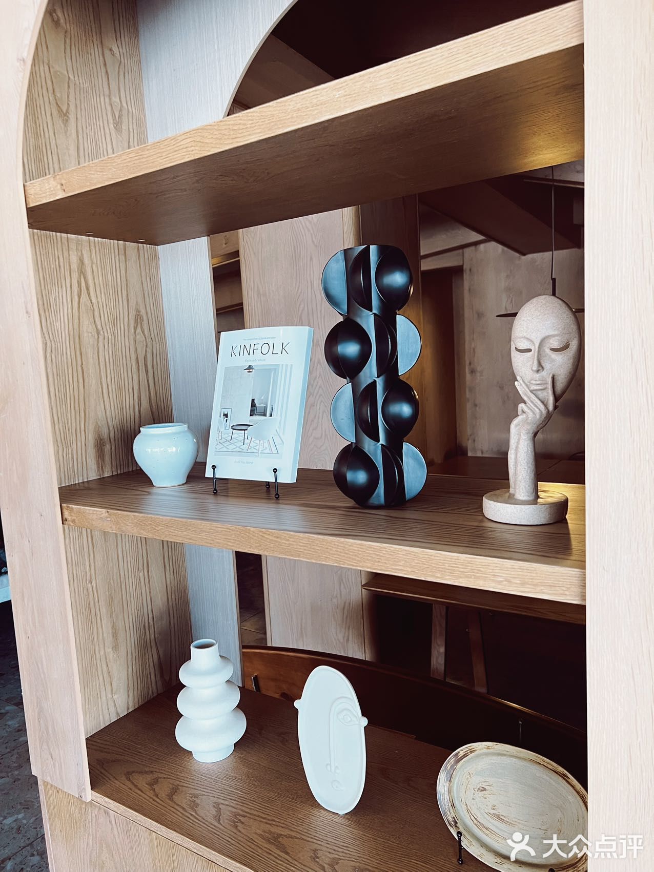 公园里的韩风餐厅-池有食事