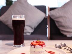 红丝绒蛋糕-Bracket Coffee(工体店)