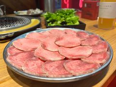 牛舌-青瓦炭韩潮烤肉(花园道店)