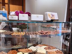 面包甜点陈列柜-Laderach 莱德拉(上海环贸iapm店)