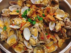 -老东镇啤酒屋海鲜加工·蒸汽海鲜·海鲜烧烤(台东店)